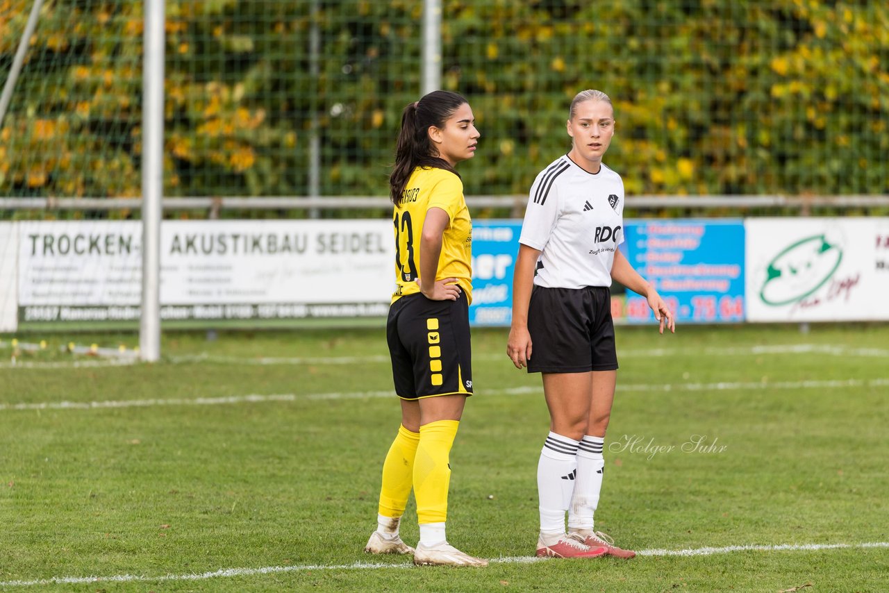 Bild 212 - F Merkur Hademarschen - SV Frisia 03 Risum Lindholm : Ergebnis: 0:1